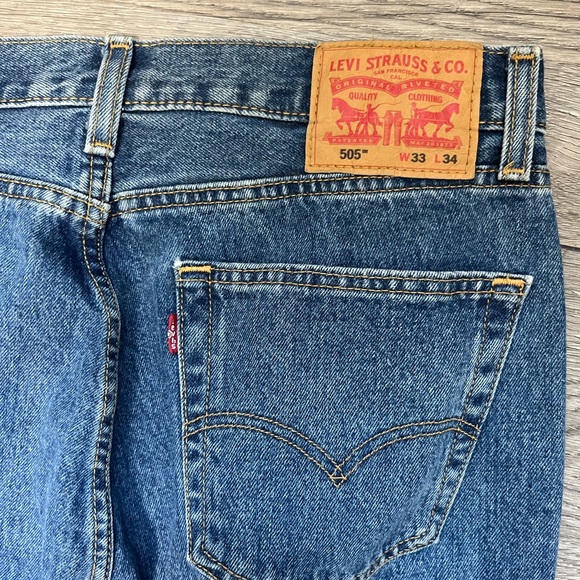 Men’s Levi jeans - Picture 3 of 5
